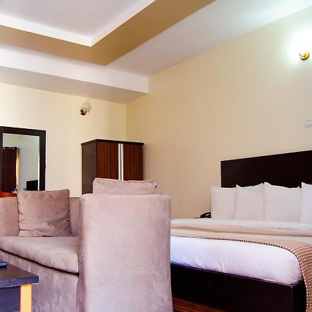 Residency Hotel Garki Area 11 Abuja Bagian luar foto