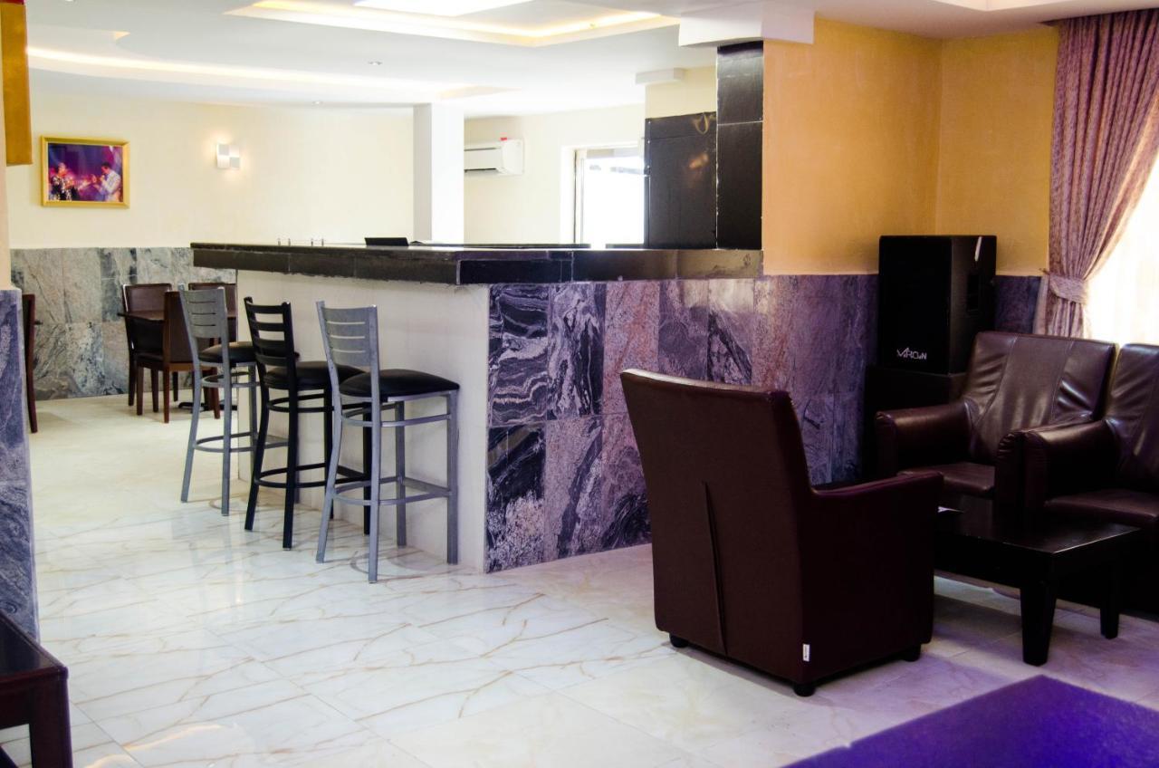 Residency Hotel Garki Area 11 Abuja Bagian luar foto