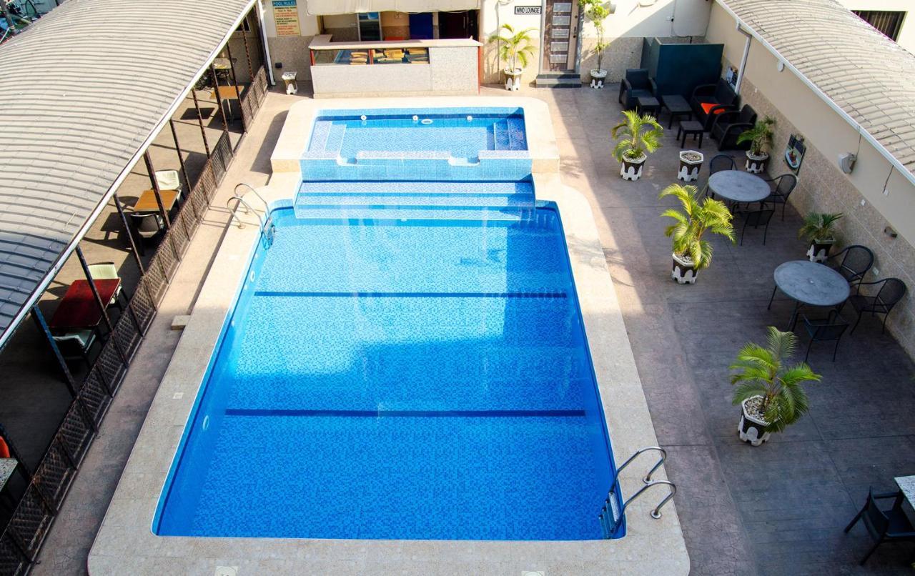 Residency Hotel Garki Area 11 Abuja Bagian luar foto