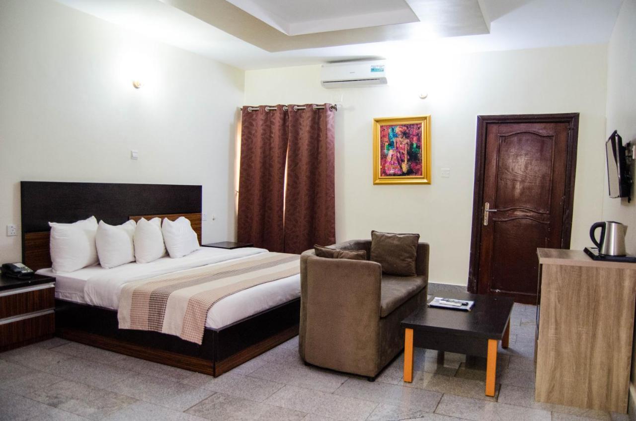 Residency Hotel Garki Area 11 Abuja Bagian luar foto