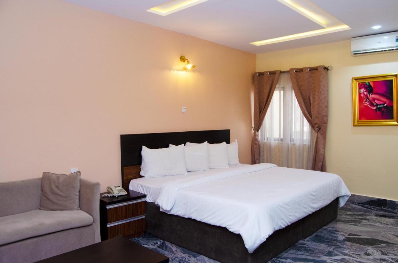 Residency Hotel Garki Area 11 Abuja Bagian luar foto